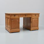 1154 3492 WRITING DESK